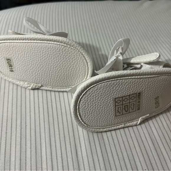 Sandals - Picture 2 of 2